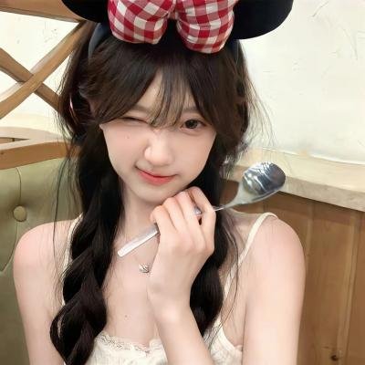 我成了女明星的契约情侣